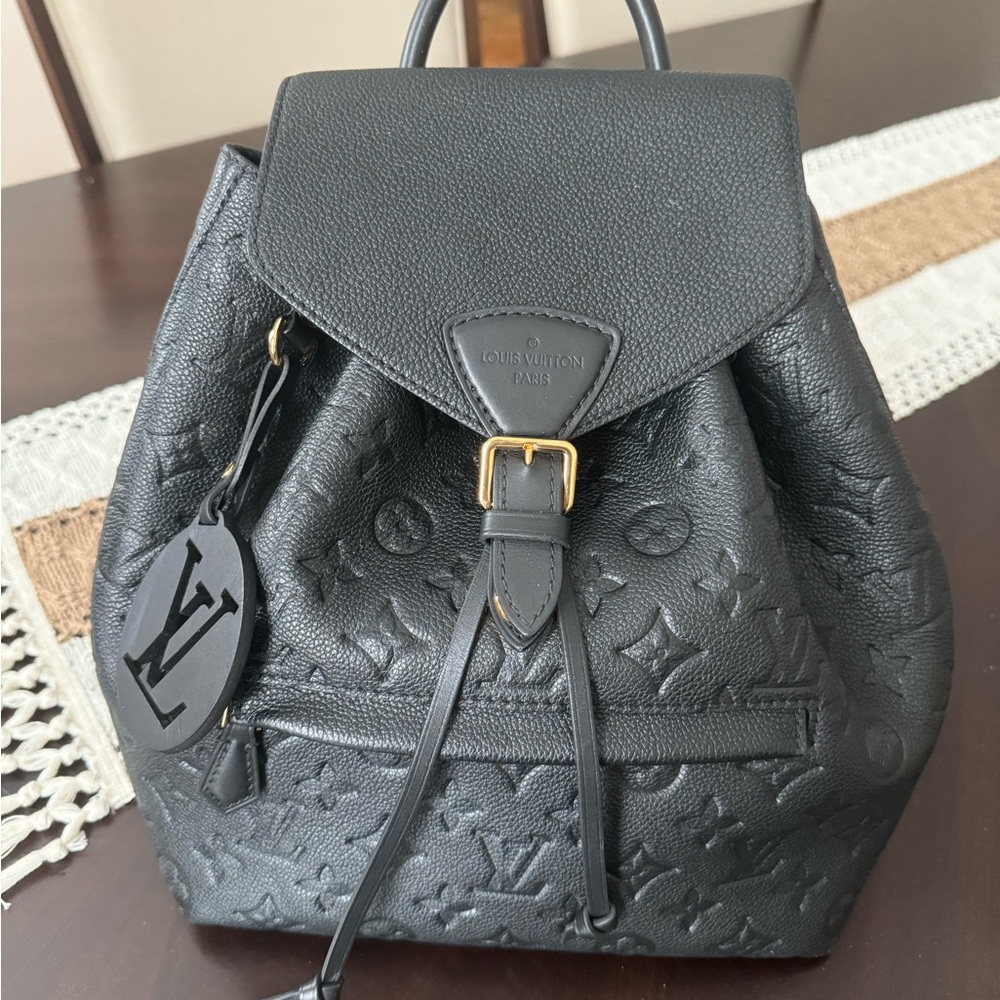 LOUIS VUITTON 
Empreinte Montsouris NM Backpack Black
